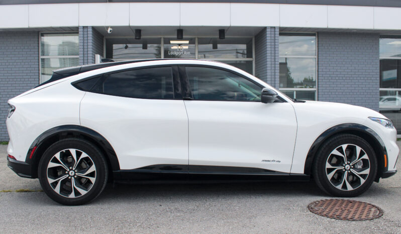 2022 Ford Mustang MACH-E Premium AWD full