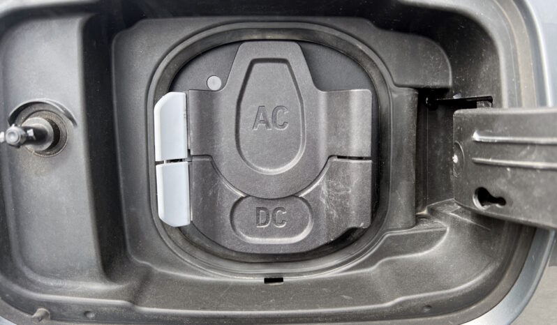 2023 BMW i4 eDrive40 full