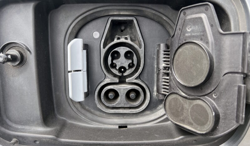 2023 BMW i4 eDrive40 full